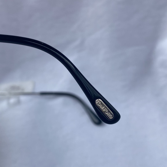 Tom Ford Sunglasses - Picture 4 of 8